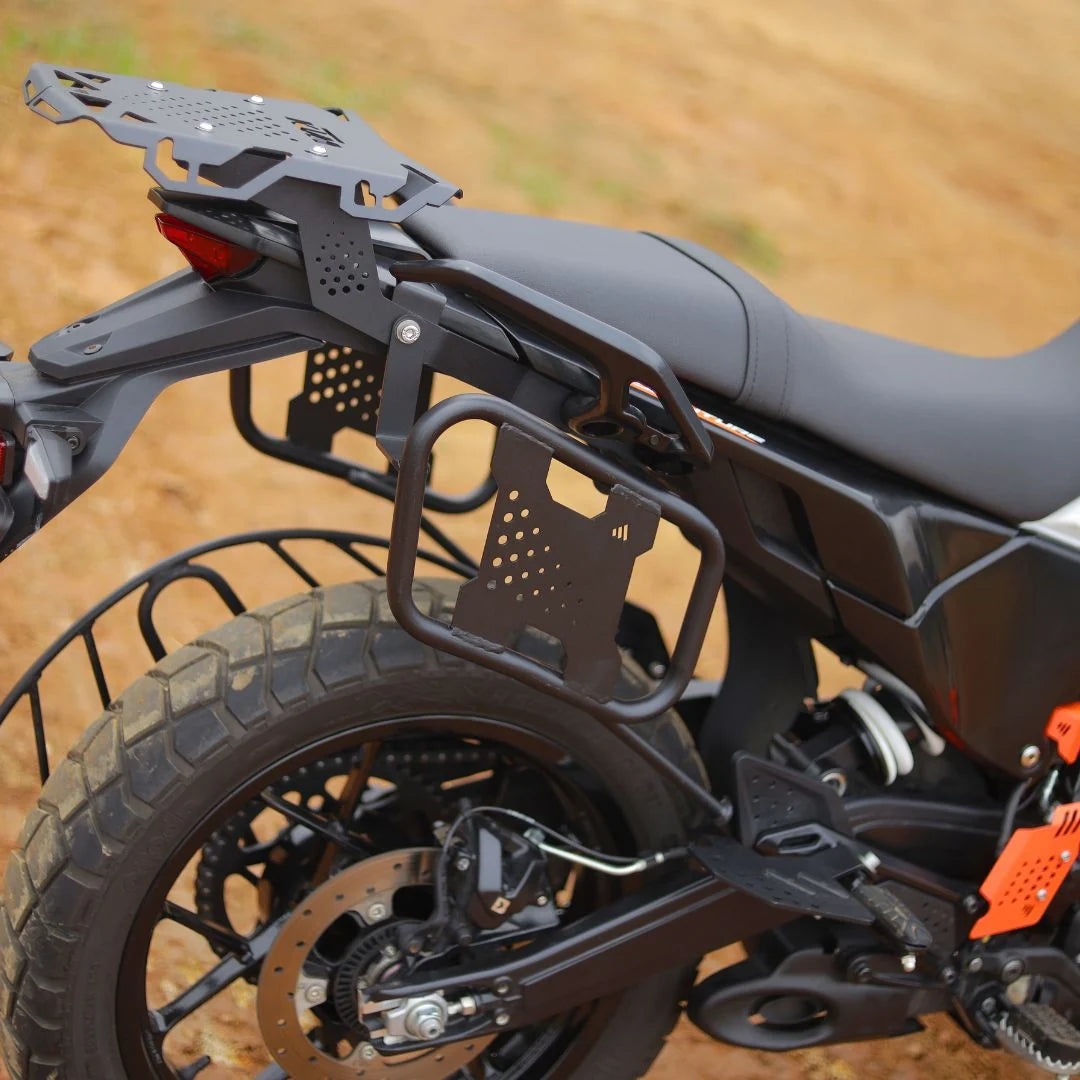 ADVENTURE 2025 250/390 SADDLE STAY WITH LUGGAGE CARRIER