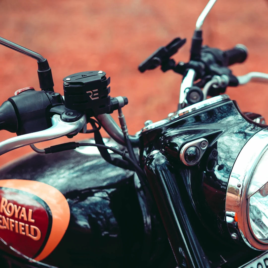 CLASSIC REBORN 350 BRAKE FLUID CONTAINER GUAR